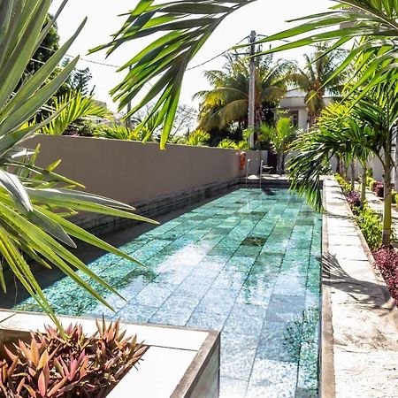 2 bedroom Flat 15 mins walk from Flic en Flac Beach Exterior foto