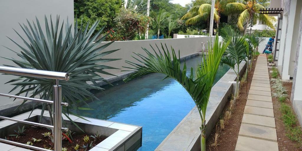 2 bedroom Flat 15 mins walk from Flic en Flac Beach Exterior foto